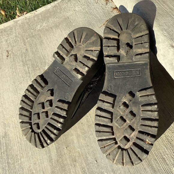 Steve Madden Shiny Black Kids Boots - Picture 9 of 16